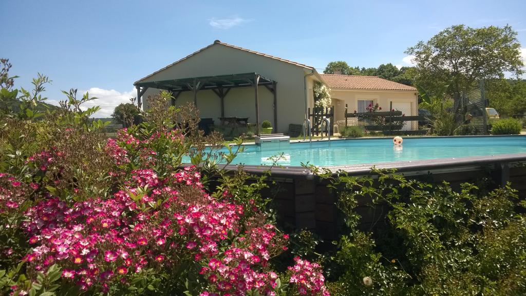 Villa La Guionie à Montignac-Lascaux Chambre photo